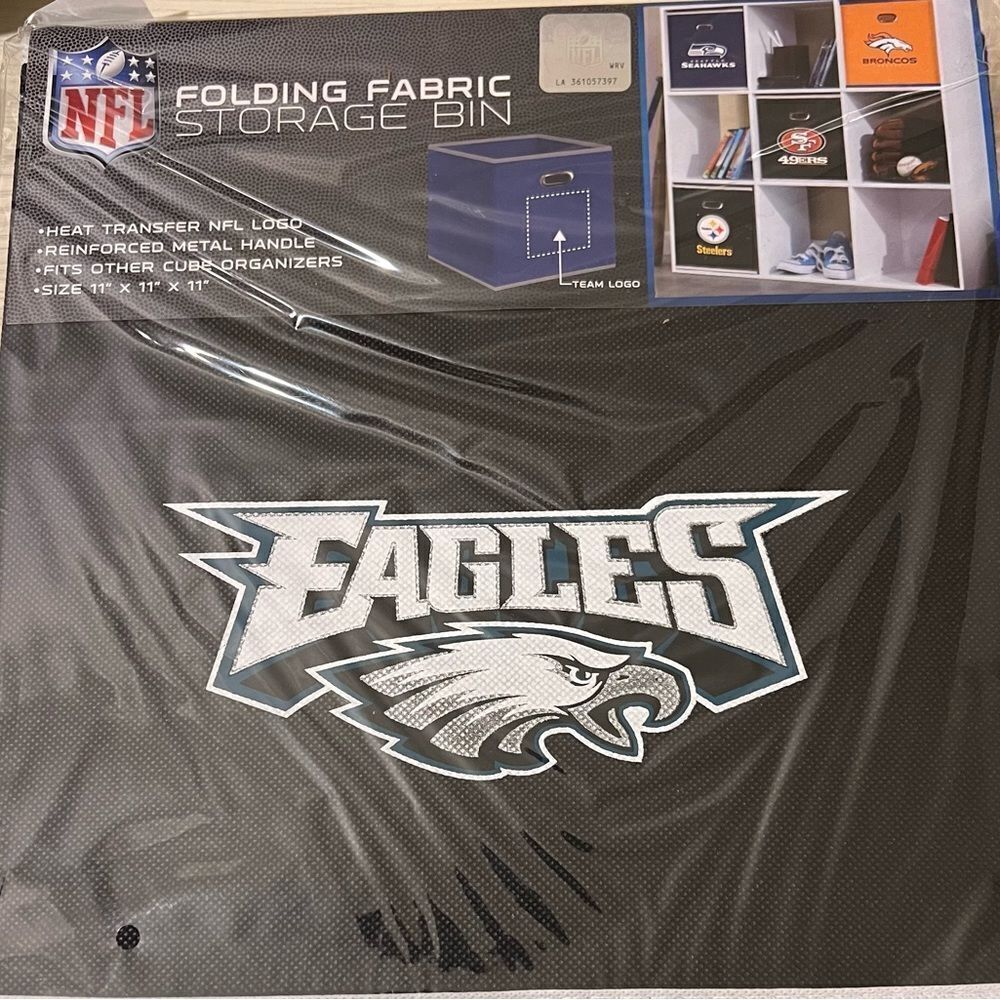 Philadelphia Eagles Folding Fabric Storage Bin 11" x 11" x 11"​​​